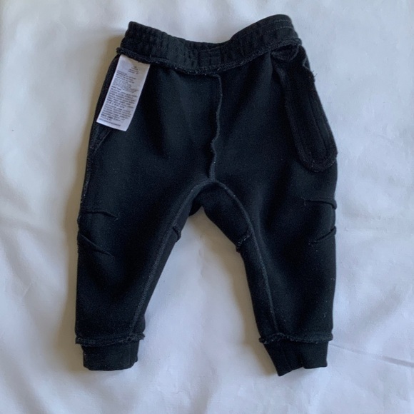 Nike Kids Dark Joggers - Picture 7 of 8